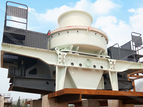 时产240-380吨麻石卵石制砂机